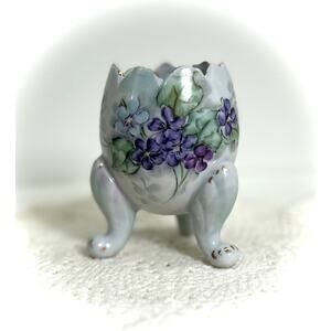 Vintage Hand-Painted Porcelain Cracked Egg Vase – Spring Violets Masterpiece!